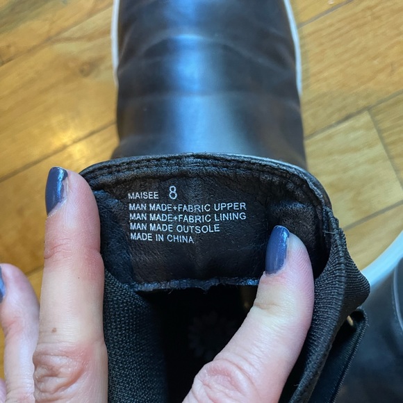 Yellow Box Black Athletic Booties - Size 8. EUC - Picture 6 of 11